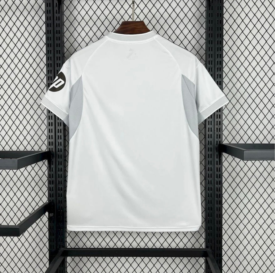 Real Madrid 2025/26 Domicile