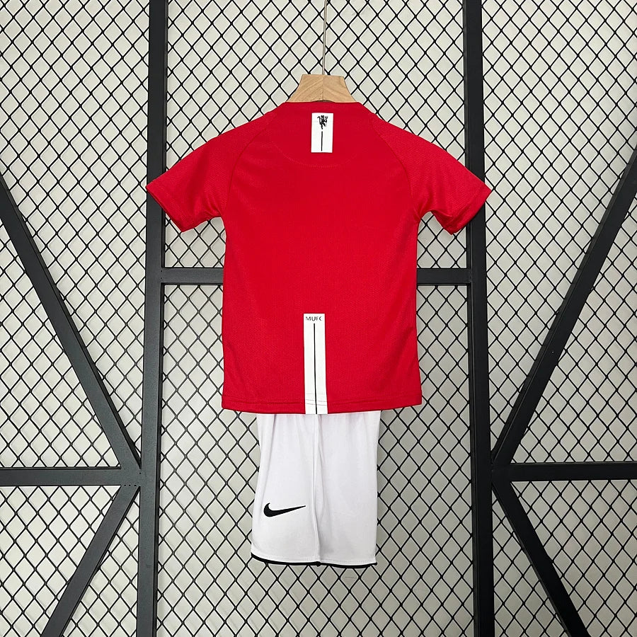KIT ENFANT RÉTRO MANCHESTER UNITED 2008
